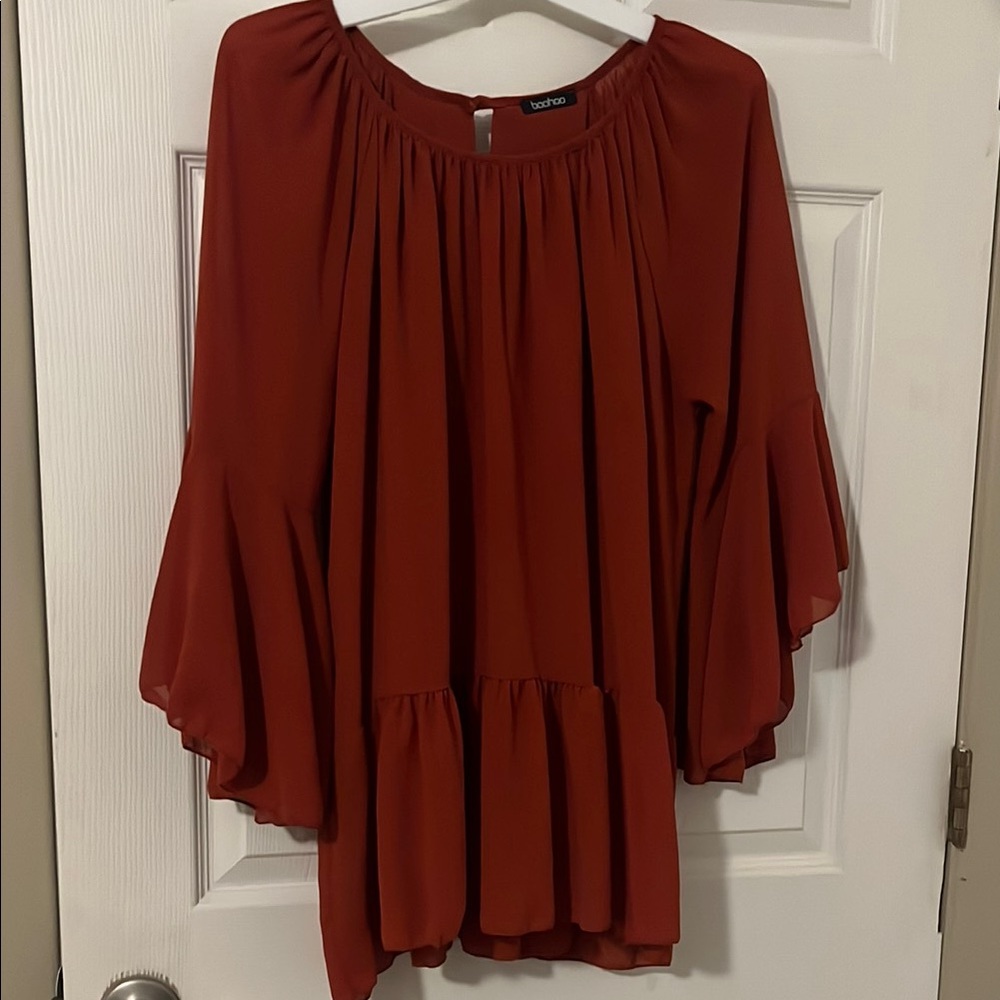 Boohoo Ruffled Blouse with Flutter Sleeves in Burnt Orange